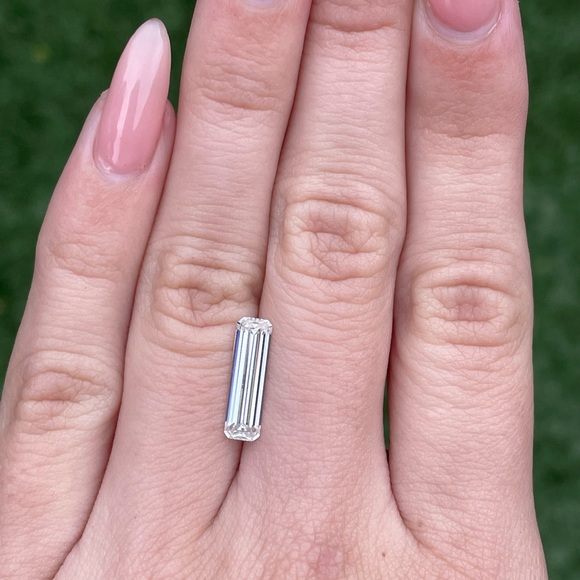 Carat Elongated Emerald Cut Moissanite Diamond Loose For